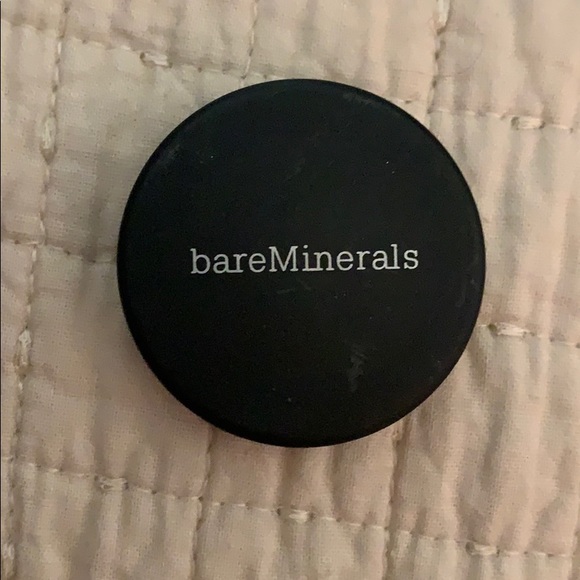 BareMinerals flawless radiance powder - Picture 2 of 2